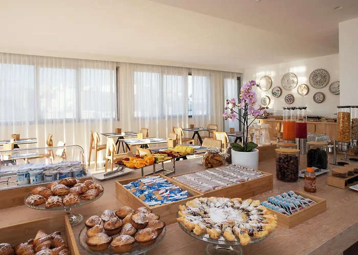 Hotel Albania